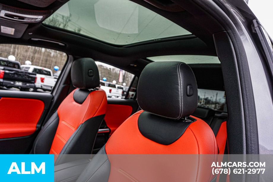 Used 2024 Mercedes-Benz GLA 35 AMG 4MATIC w/ AMG Night Package image 19