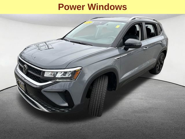 Used 2024 Volkswagen Taos SE image 5