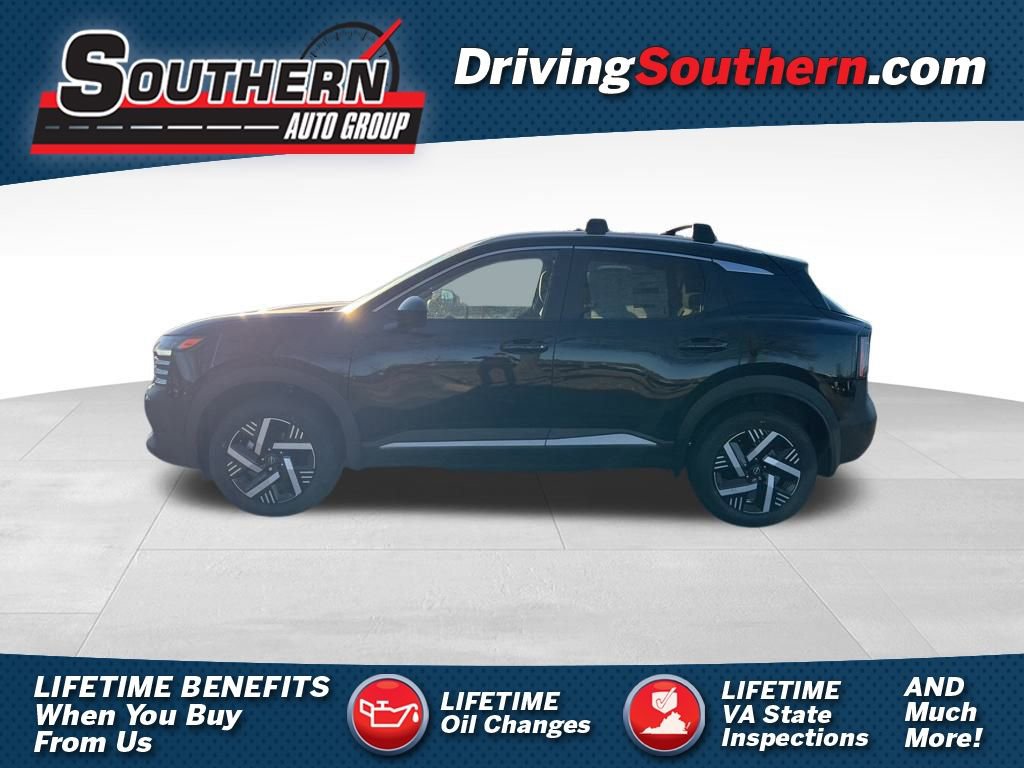 New 2025 Nissan Kicks SV w/ SV Premium Package