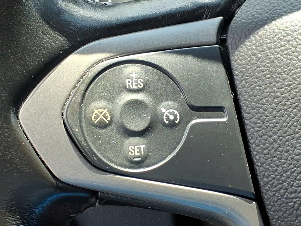 Used 2018 Chevrolet Colorado Z71 AWD/4WD image 12