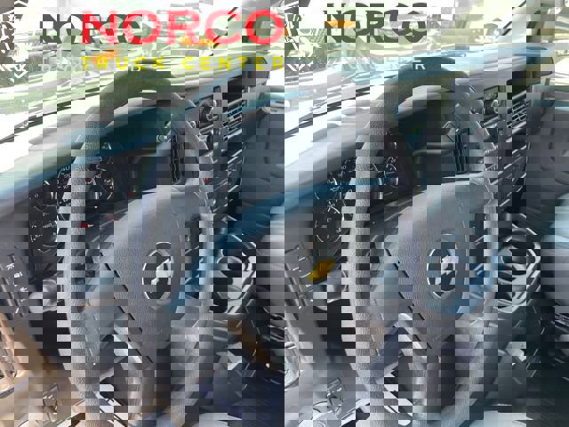 Used 2018 Chevrolet Express 2500 image 14