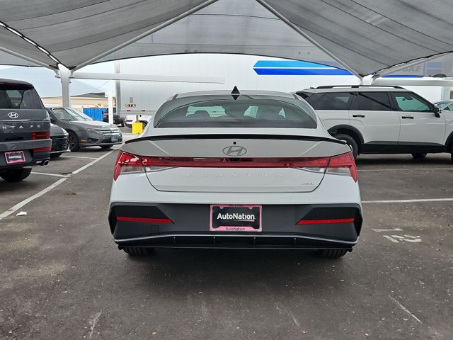 New 2026 Hyundai Elantra SEL FWD image 8