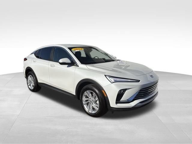 Used 2024 Buick Envista Preferred w/ Convenience II Package image 3