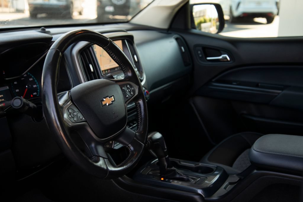 Used 2021 Chevrolet Colorado Z71 AWD/4WD image 19