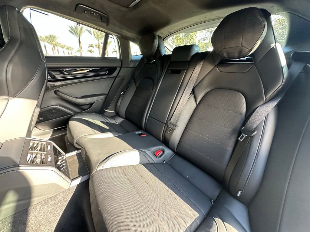 Used 2026 Porsche Panamera GTS image 35