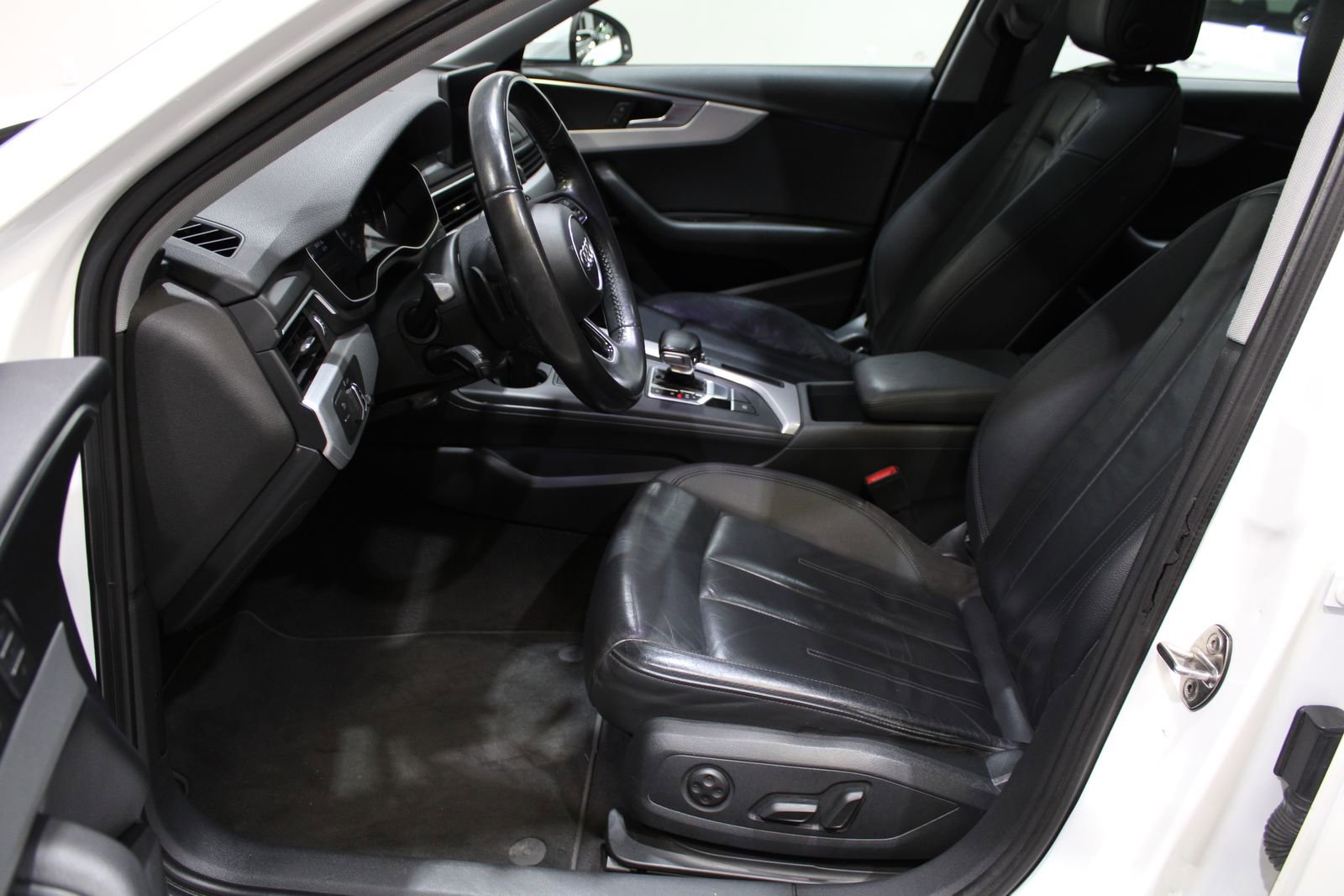 Used 2018 Audi A4 2.0T Ultra Premium w/ Convenience Package image 20