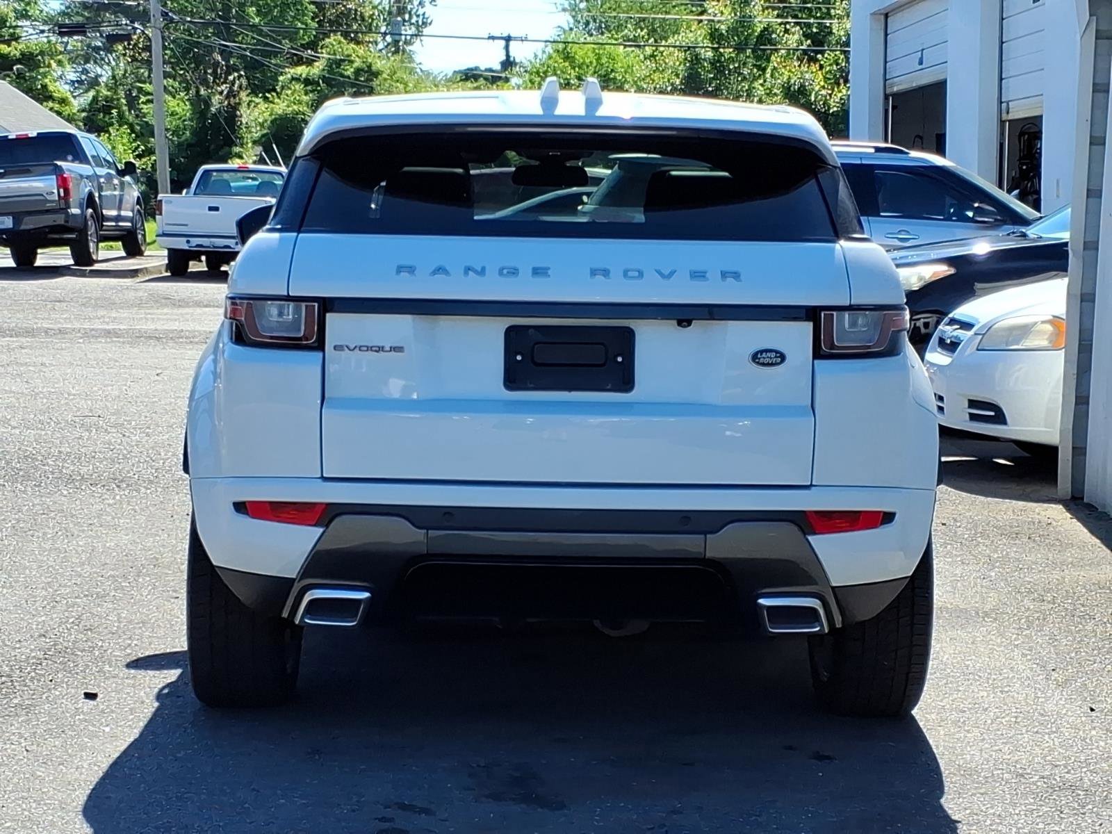 Used 2018 Land Rover Range Rover Evoque HSE Dynamic AWD/4WD image 4