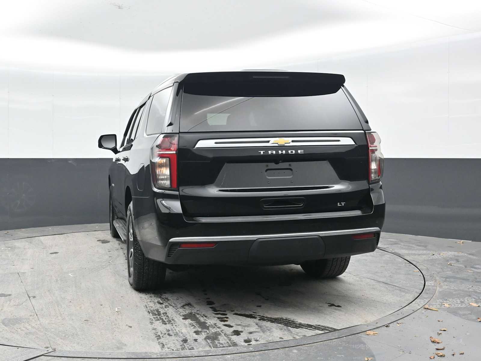 Used 2022 Chevrolet Tahoe LT w/ Luxury Package image 11