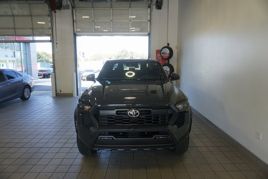 New 2025 Toyota Tacoma TRD Off-Road image 15