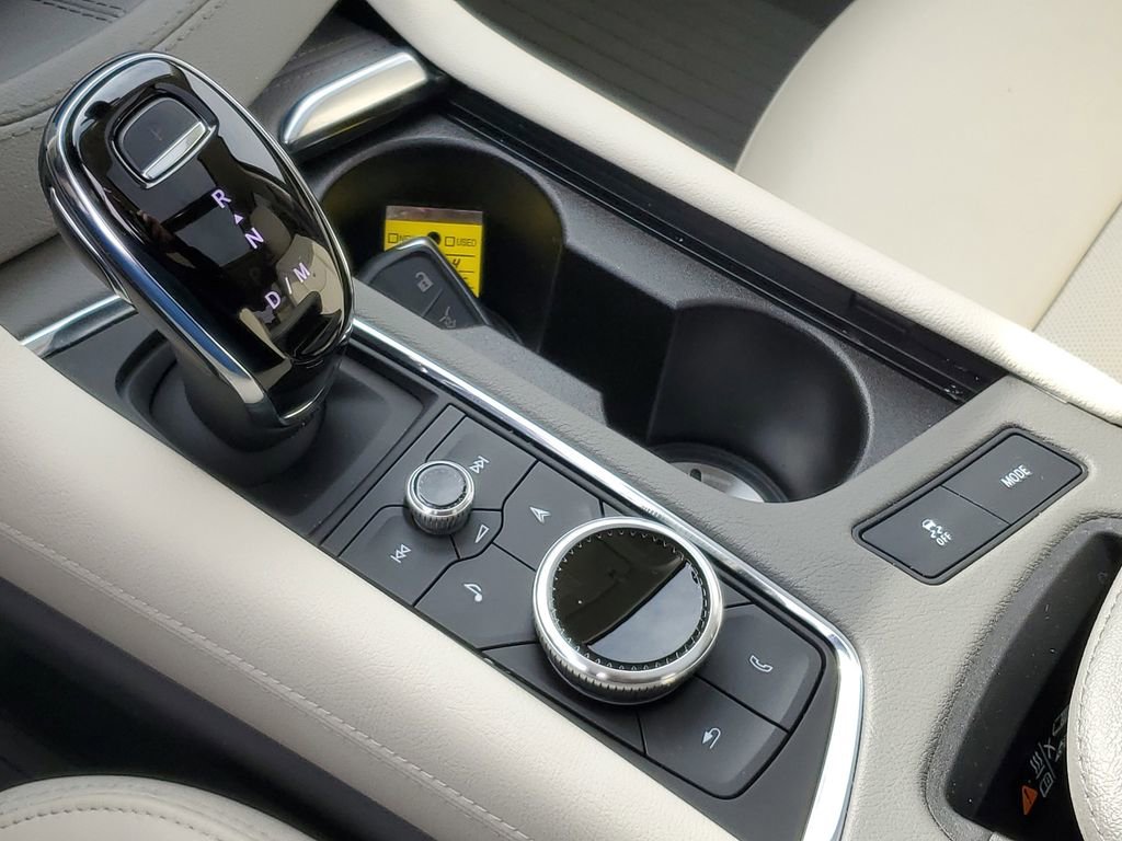 Certified 2024 Cadillac XT6 Premium Luxury w/ LPO, Floor Liner Package image 21