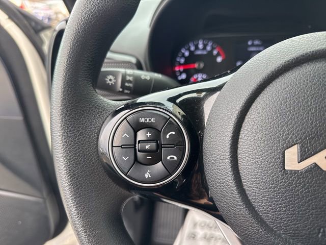 Certified 2022 Kia Soul S image 19
