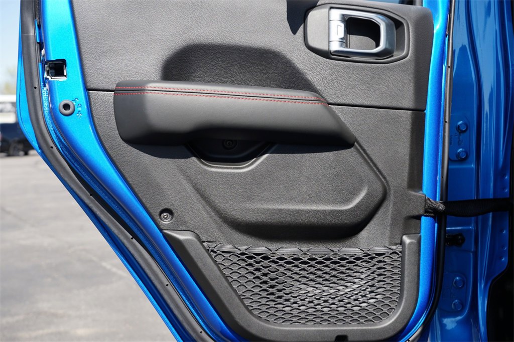 Used 2024 Jeep Gladiator Rubicon image 19