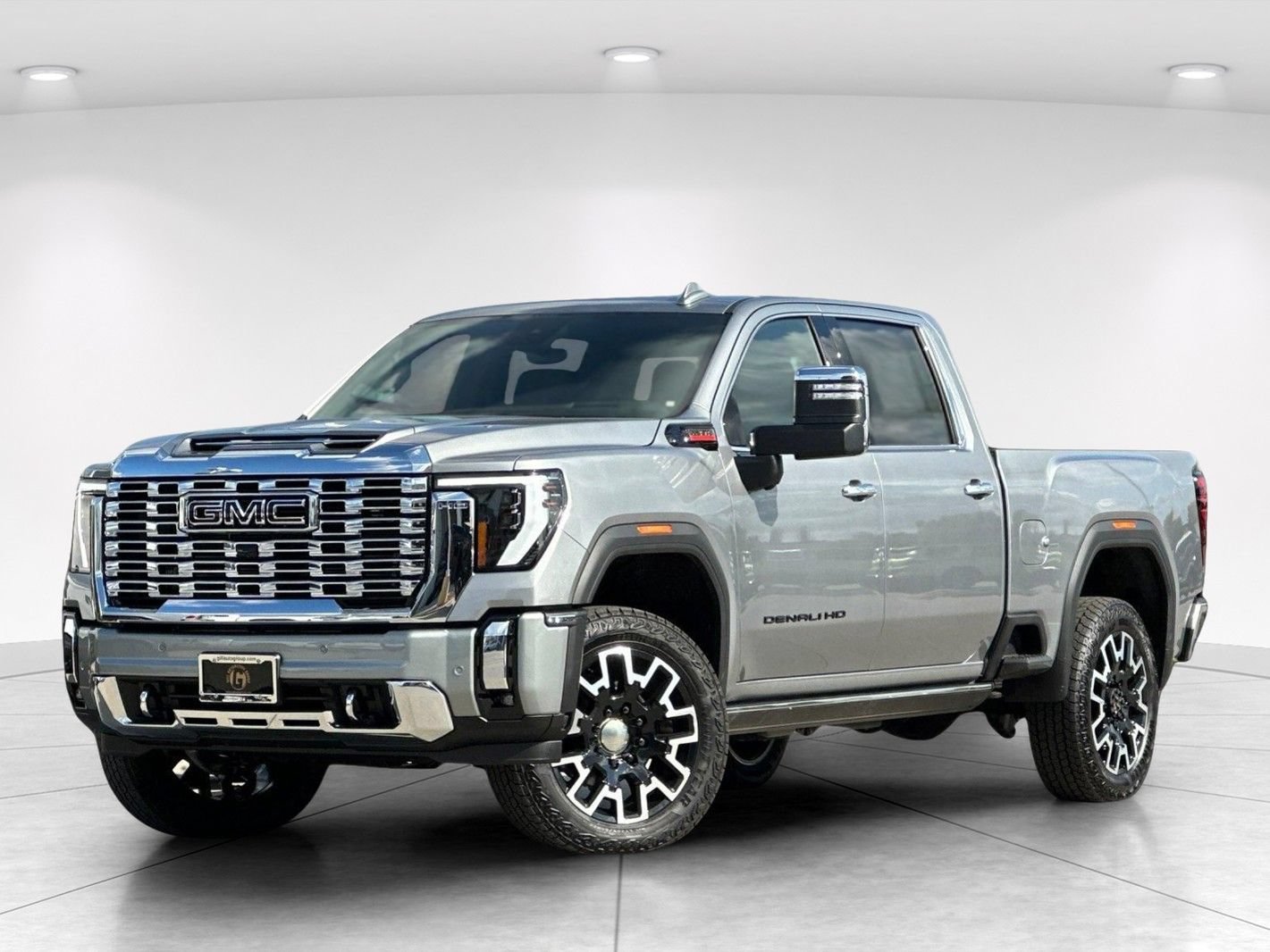 New 2026 GMC Sierra 2500 Denali w/ Technology Package AWD/4WD image 2