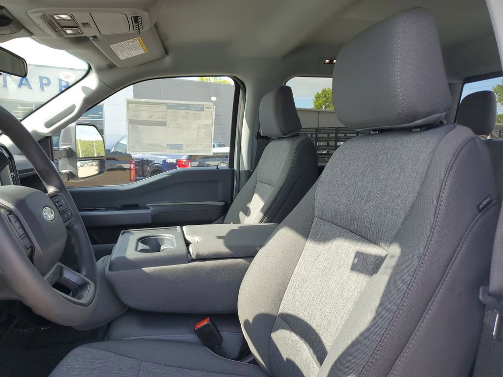 New 2026 Ford F350 4x4 Crew Cab Super Duty image 14
