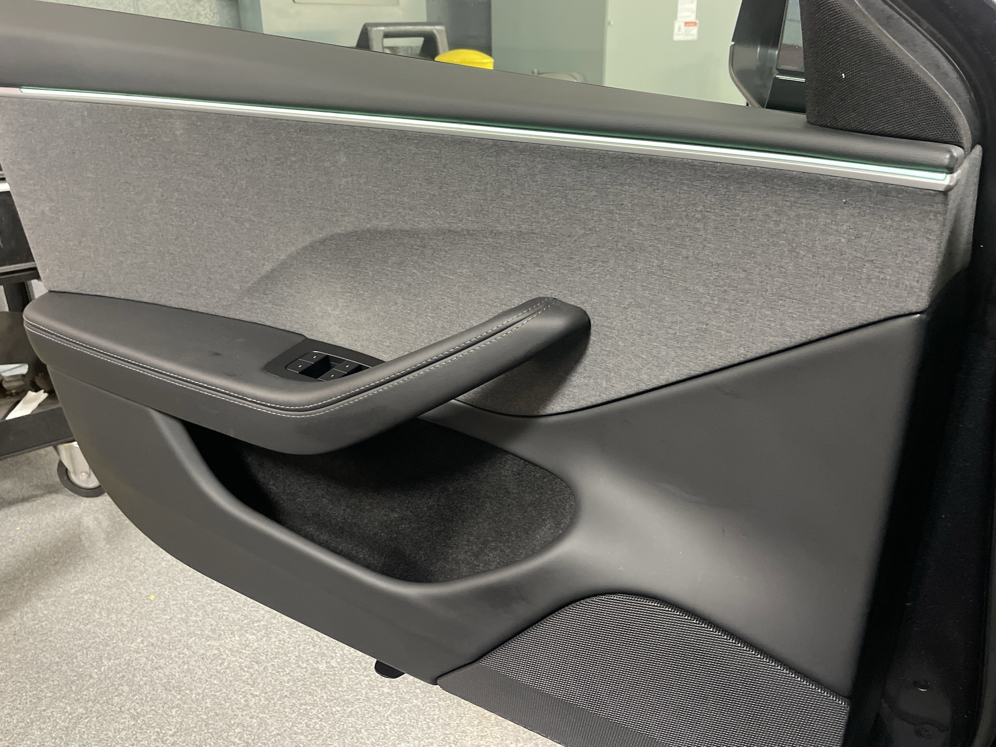 Used 2024 Tesla Model 3 image 14