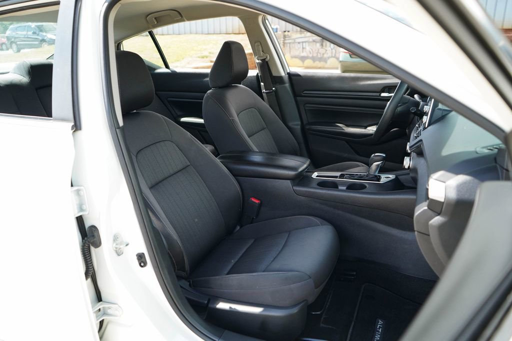 Used 2020 Nissan Altima 2.5 S FWD image 13