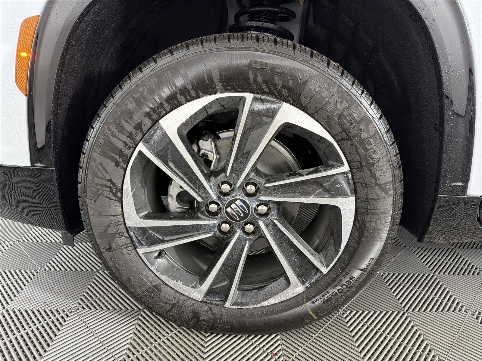 New 2026 Buick Enclave Sport Touring w/ Power Package FWD image 9
