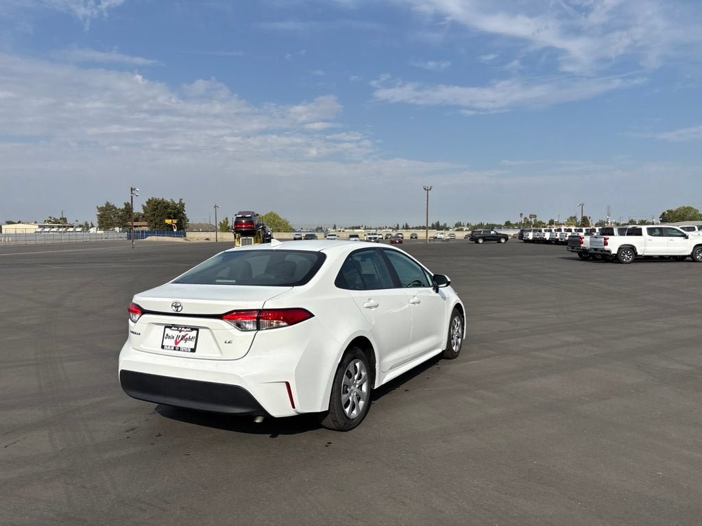 Used 2024 Toyota Corolla LE FWD image 18