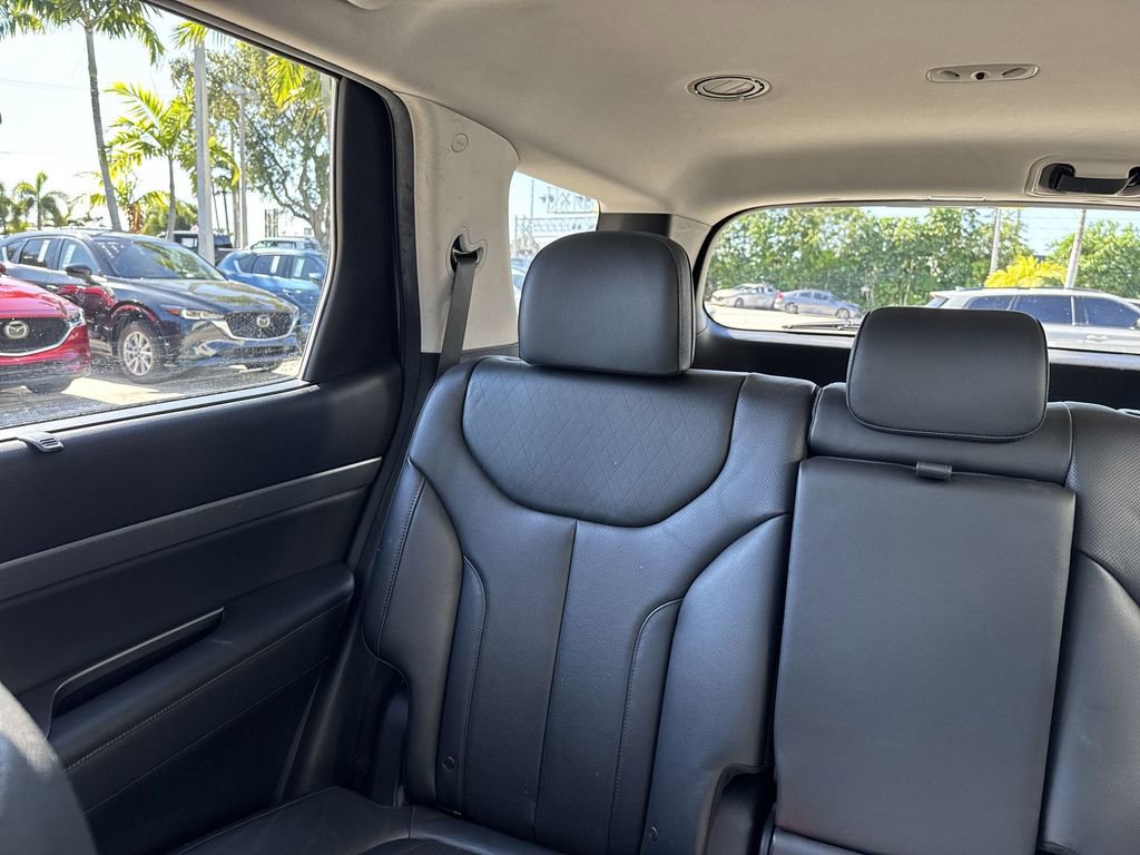 Used 2020 Hyundai Palisade SEL FWD image 17
