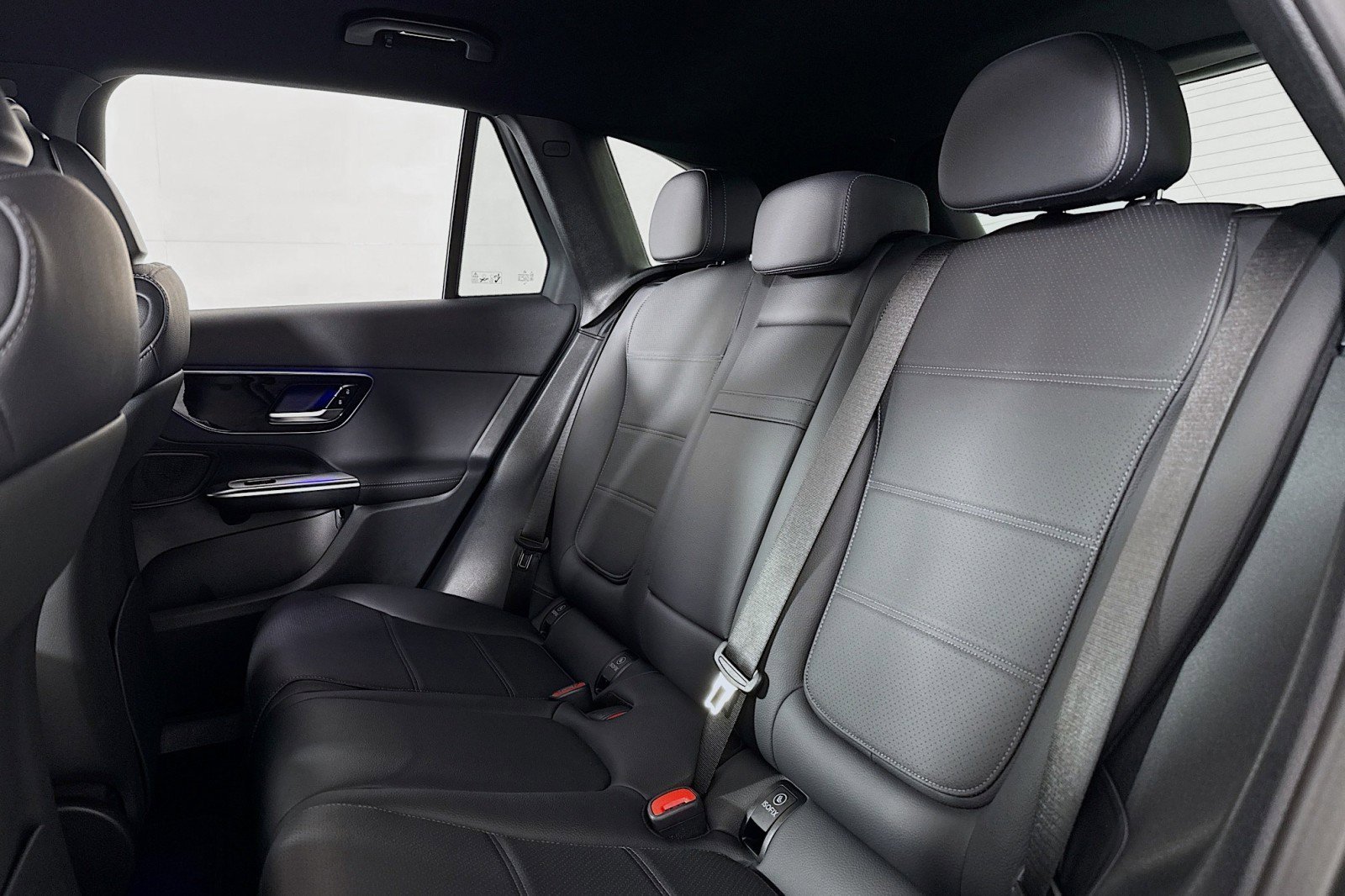 Certified 2026 Mercedes-Benz GLC 300 image 8