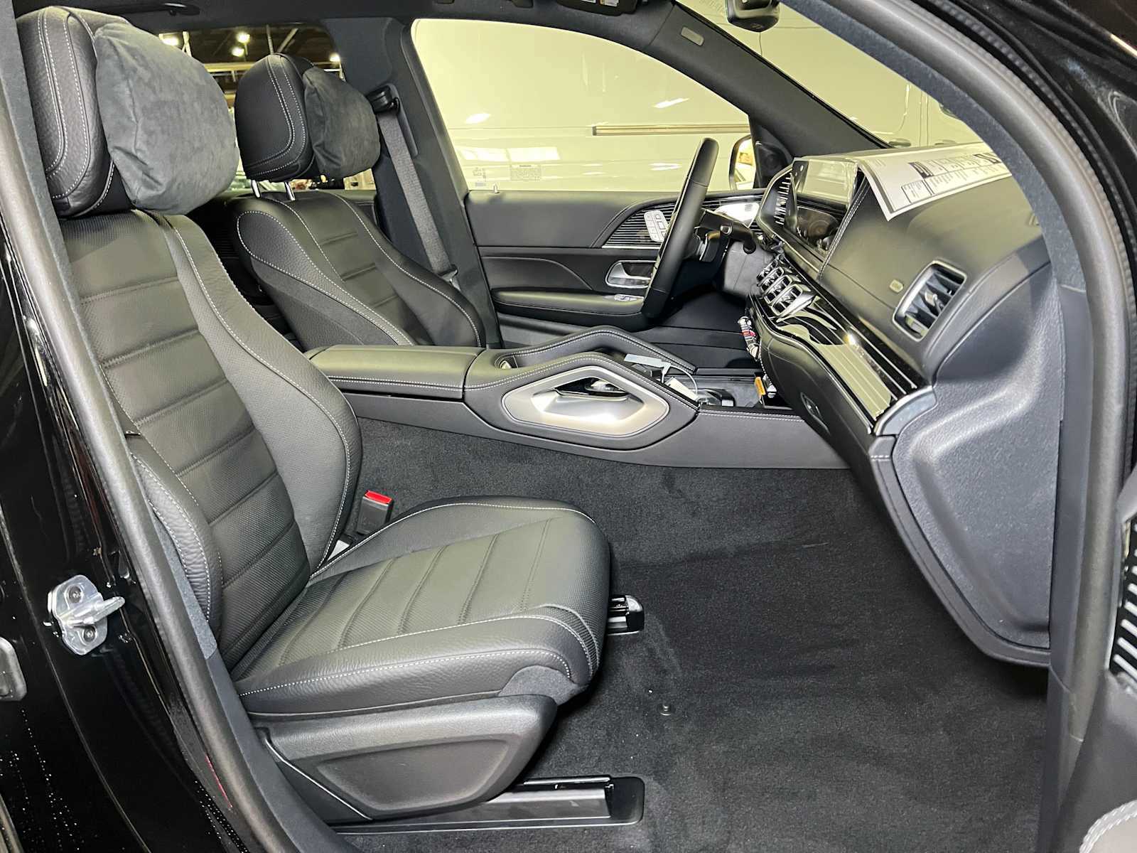 New 2025 Mercedes-Benz GLE 580 4MATIC image 11