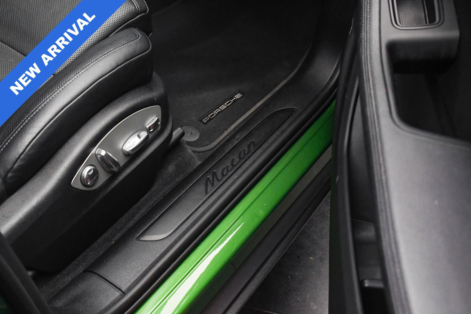 Used 2019 Porsche Macan Base image 46