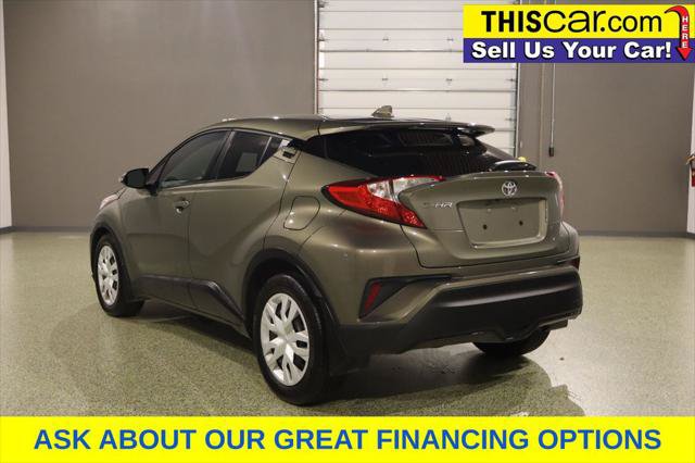 Used 2021 Toyota C-HR LE FWD image 6
