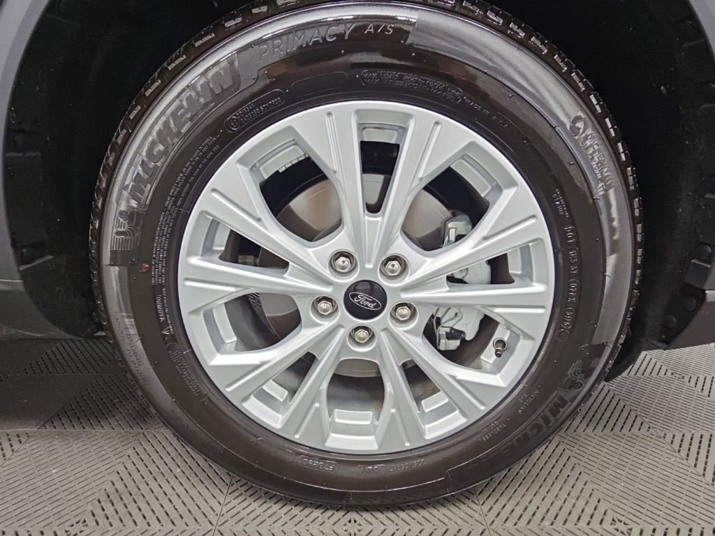 Used 2025 Ford Escape Active w/ Tech Pack #1 FWD image 44