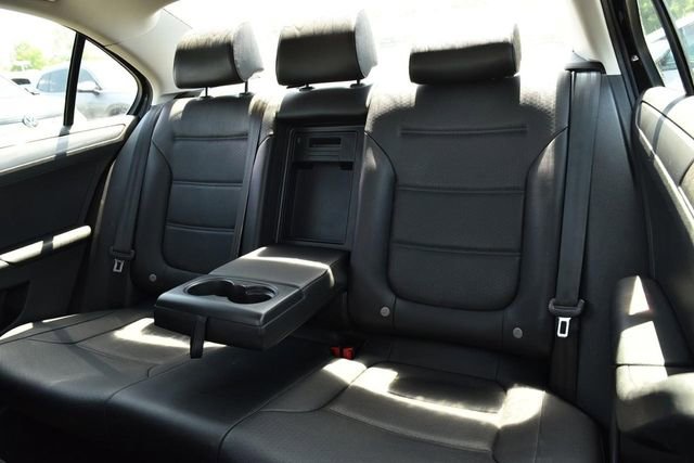 Used 2017 Volkswagen Jetta SE FWD image 23