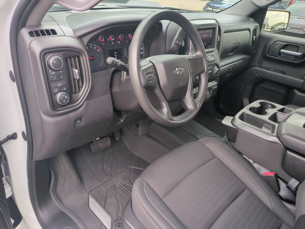 Used 2022 Chevrolet Silverado 1500 Custom Trail Boss AWD/4WD image 17