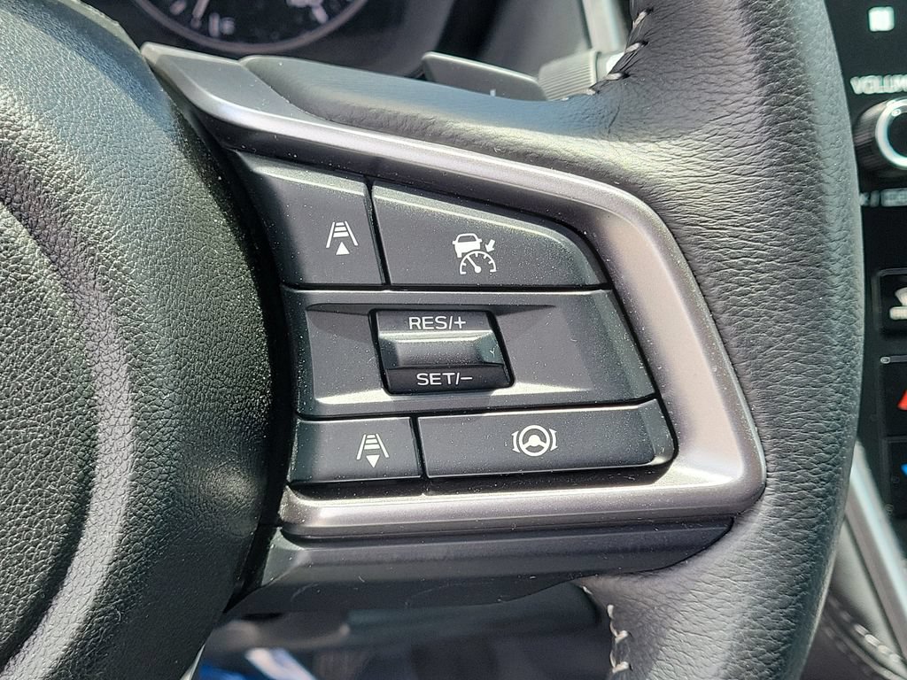 Used 2025 Subaru Outback Premium AWD/4WD image 29
