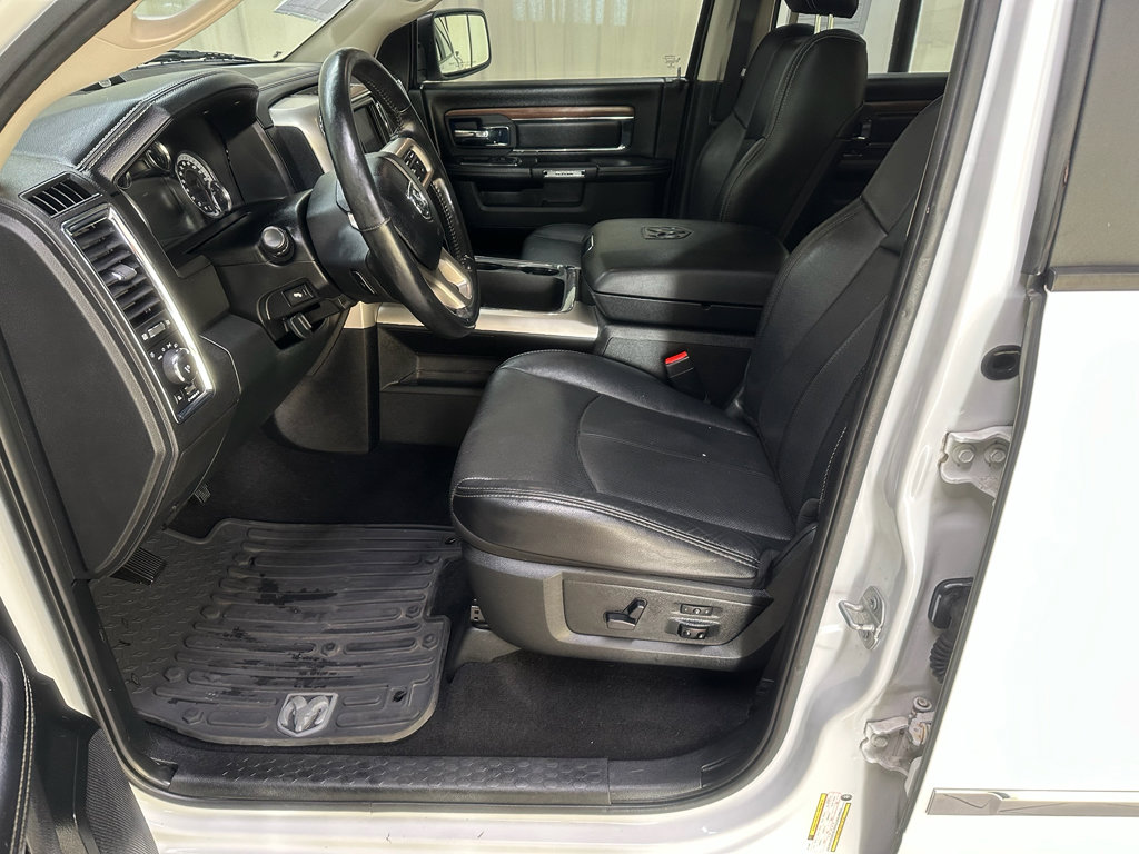 Used 2018 RAM 1500 Laramie w/ Convenience Group image 28