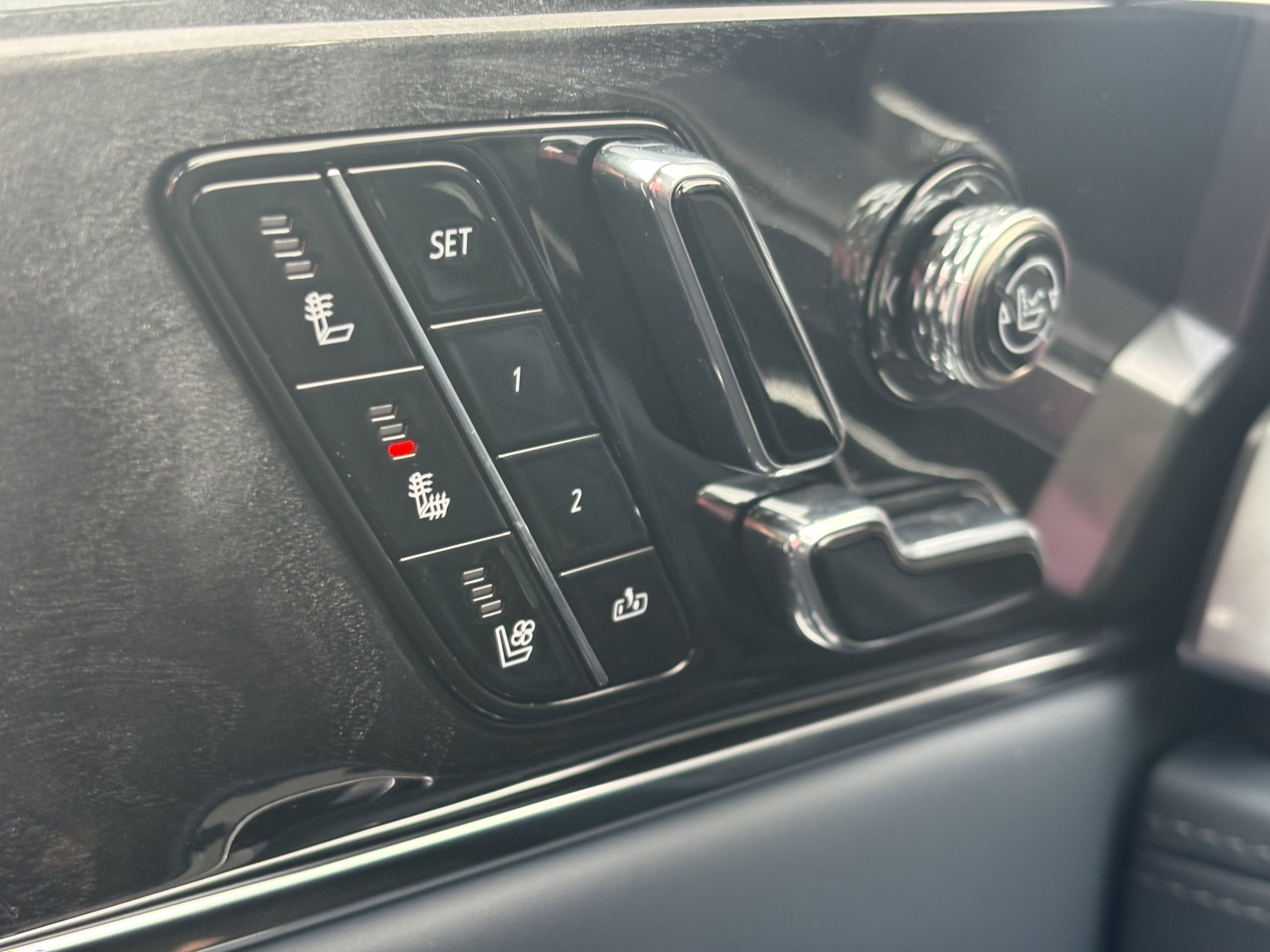 New 2026 Cadillac Escalade IQL Sport 2 image 38