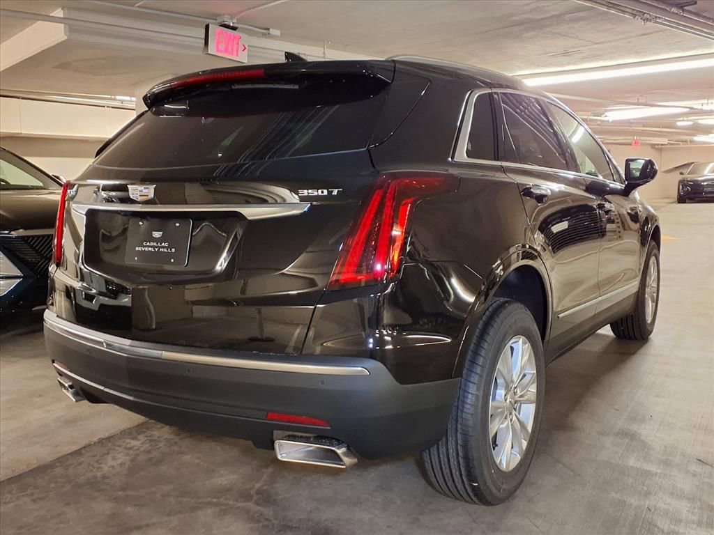 New 2026 Cadillac XT5 Luxury image 8