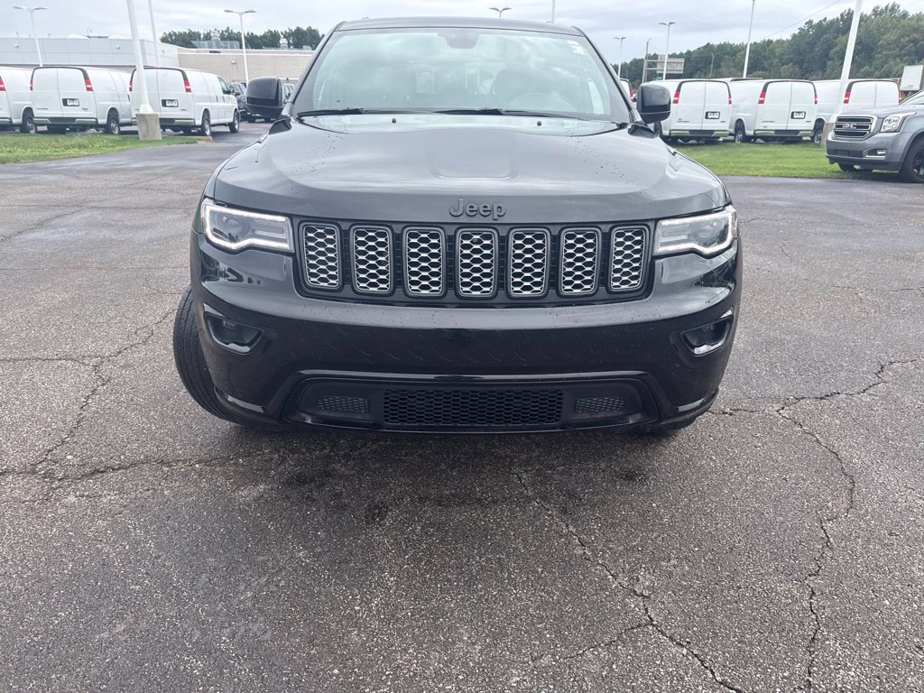 Used 2021 Jeep Grand Cherokee Laredo X AWD/4WD image 8