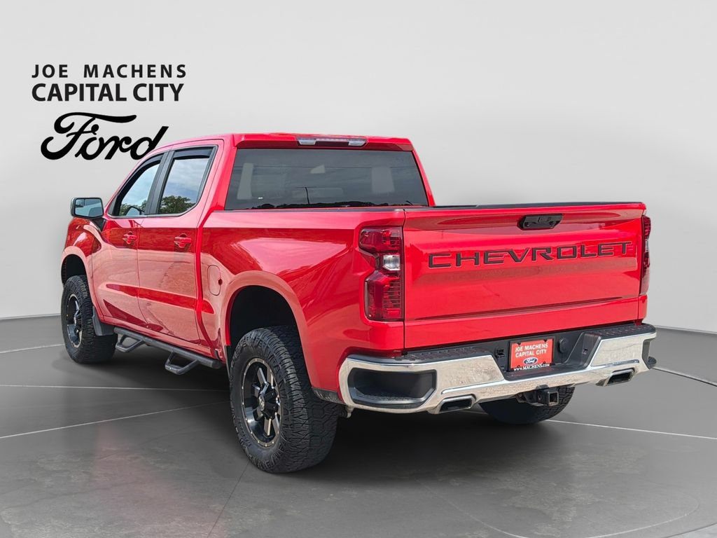 Used 2022 Chevrolet Silverado 1500 LT AWD/4WD image 7