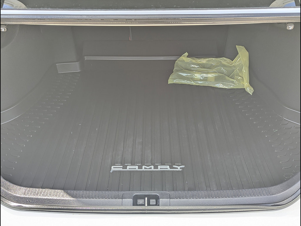 Used 2021 Toyota Camry XSE AWD/4WD image 13