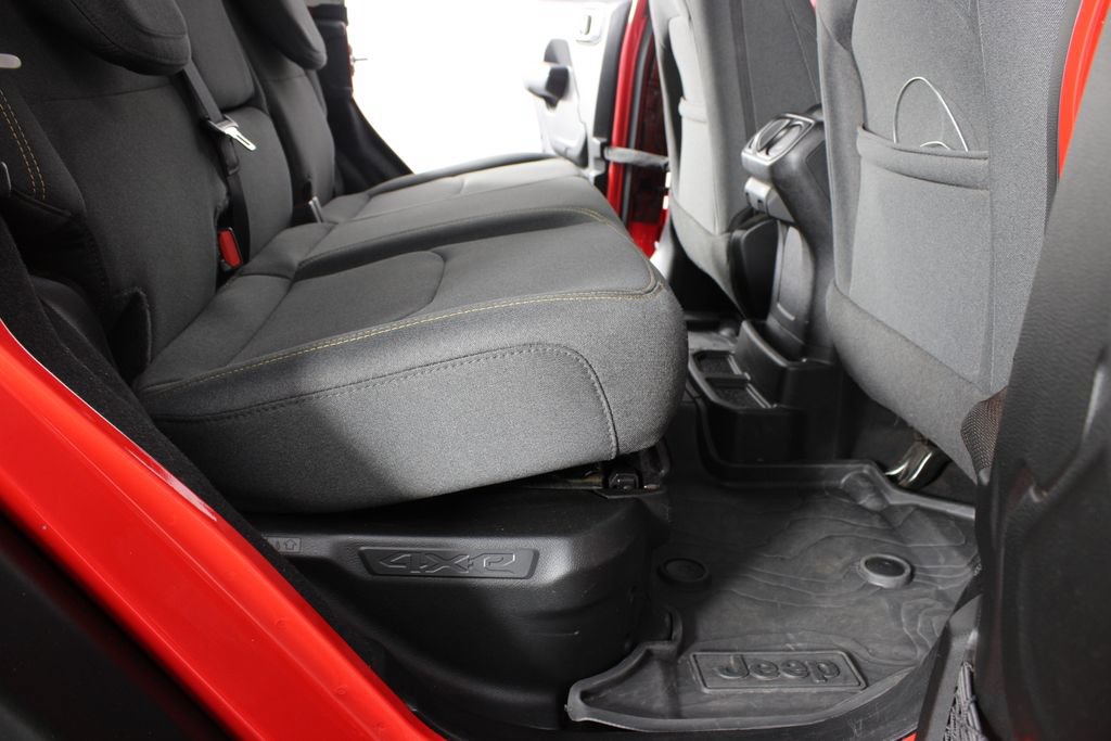 Used 2025 Jeep Wrangler Unlimited Sport S 4xe AWD/4WD image 18