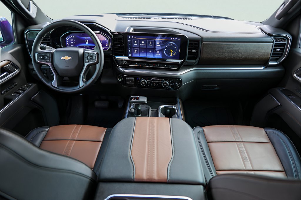 Certified 2025 Chevrolet Silverado 1500 High Country w/ High Country Premium Package AWD/4WD image 27