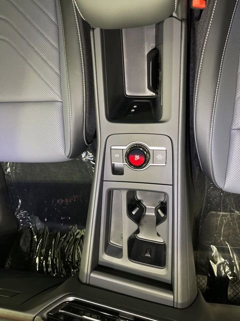 New 2026 Volkswagen Tiguan SE AWD/4WD image 22