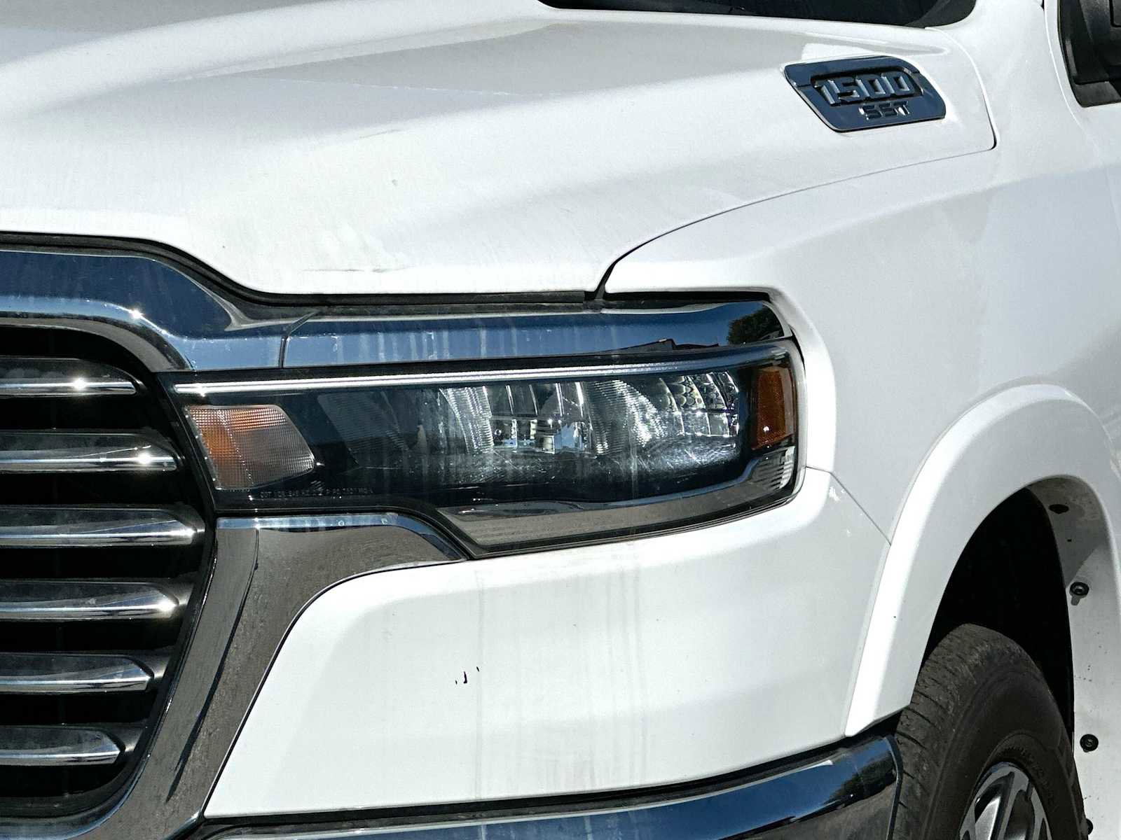 Used 2025 RAM 1500 Laramie image 16