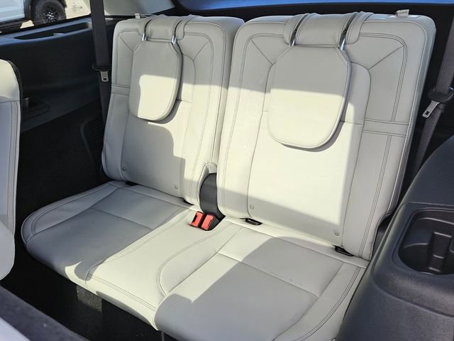 New 2026 Lincoln Aviator Reserve image 16