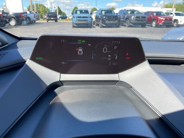 New 2025 Toyota Prius Plug-In Hybrid FWD image 38