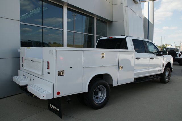 New 2026 Ford F350 XL w/ XL Chrome Package image 3