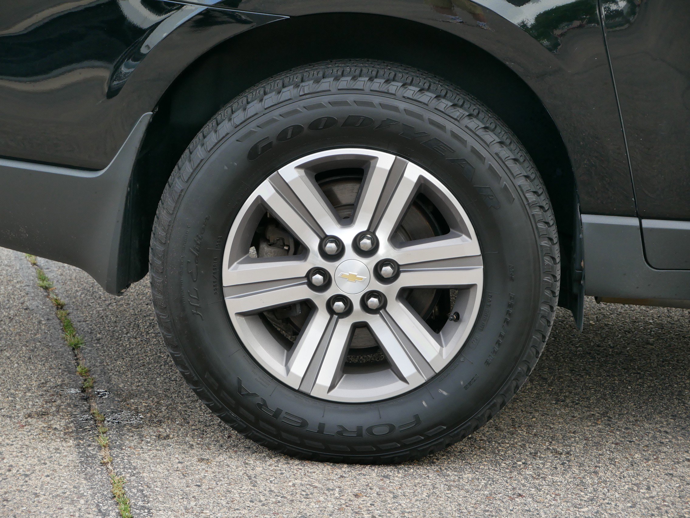 Used 2017 Chevrolet Traverse LT image 11