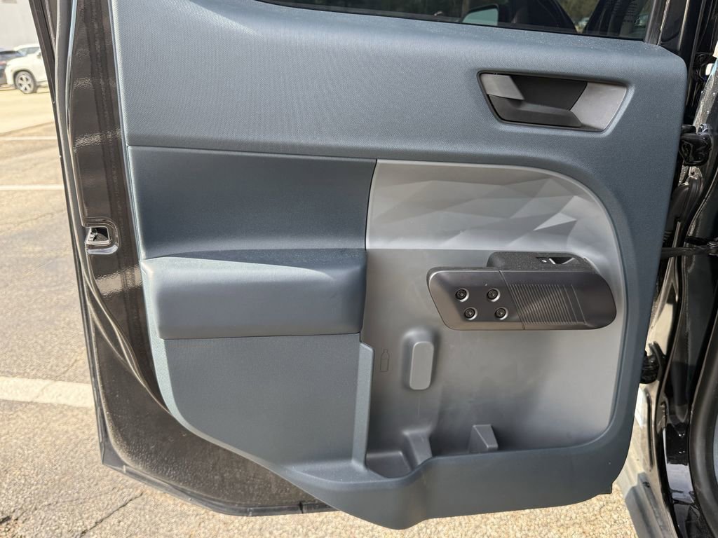 Used 2025 Ford Maverick Lariat w/ Black Appearance Package image 23