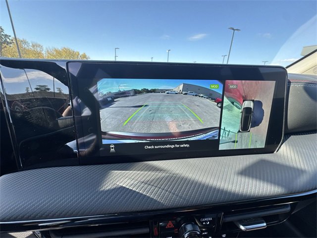 New 2026 Nissan Kicks SR w/ Cold Weather Package image 17