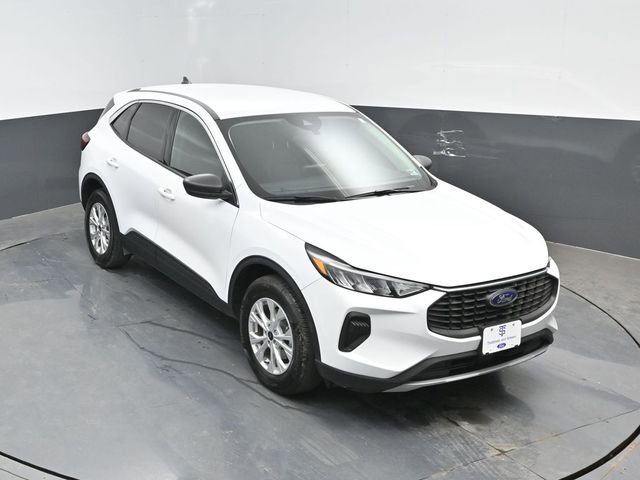 Certified 2024 Ford Escape Active AWD/4WD image 17