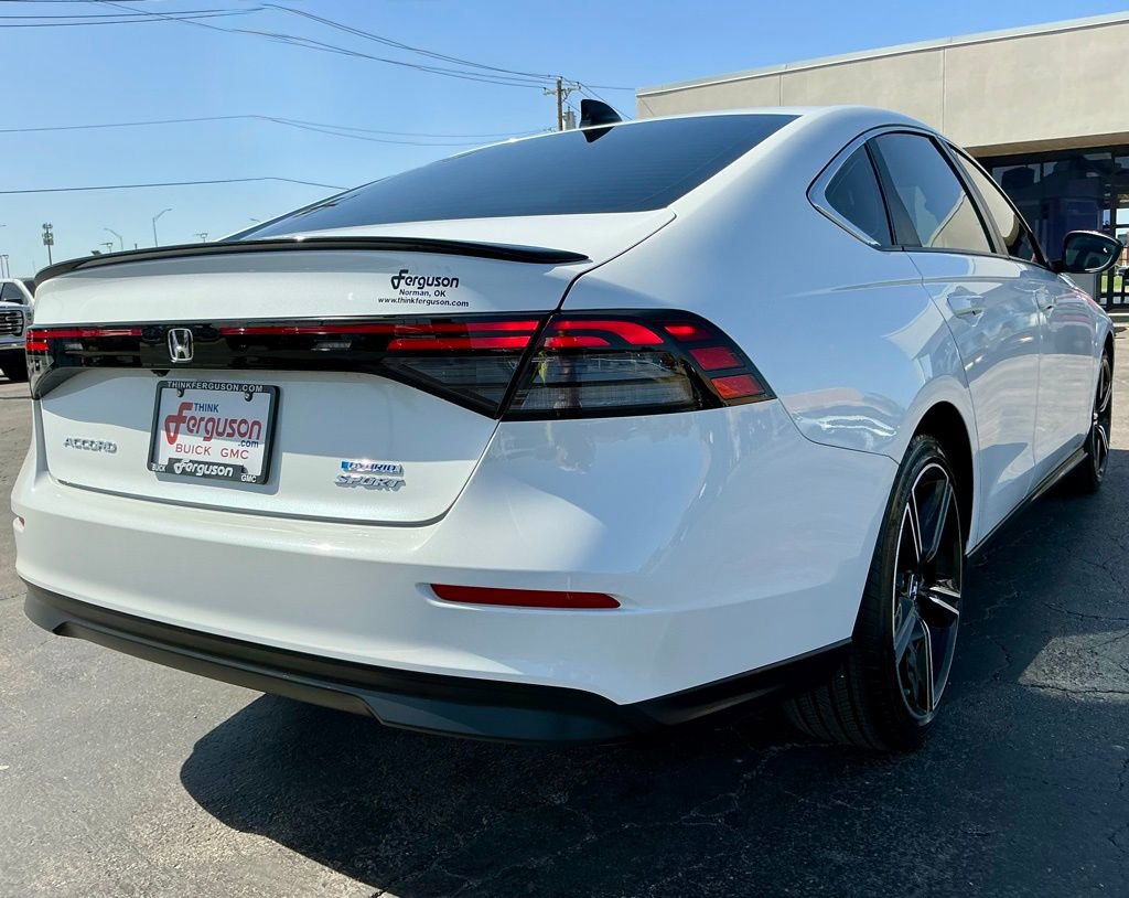 Used 2025 Honda Accord Sport image 19