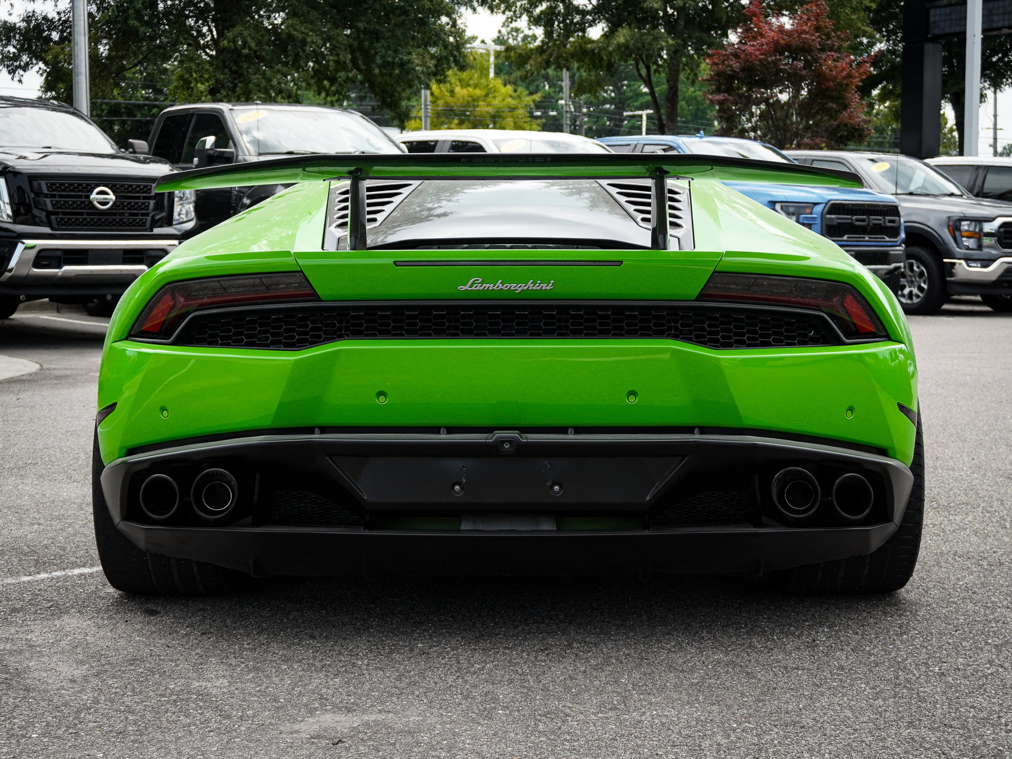 Used 2015 Lamborghini Huracan LP 610-4 AWD/4WD image 12
